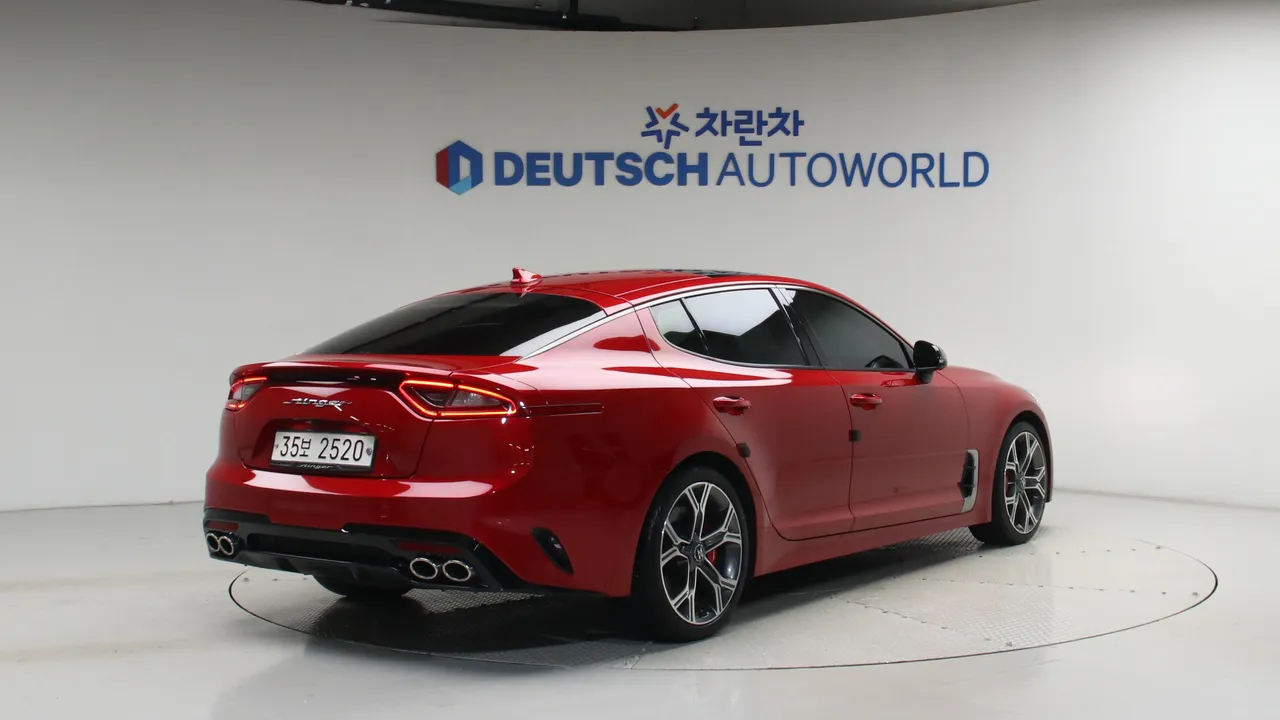 Kia Stinger — miniaturë 2