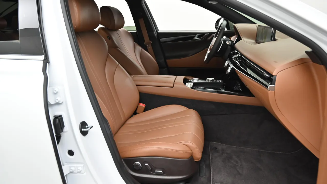 Genesis G80 — miniaturë 10