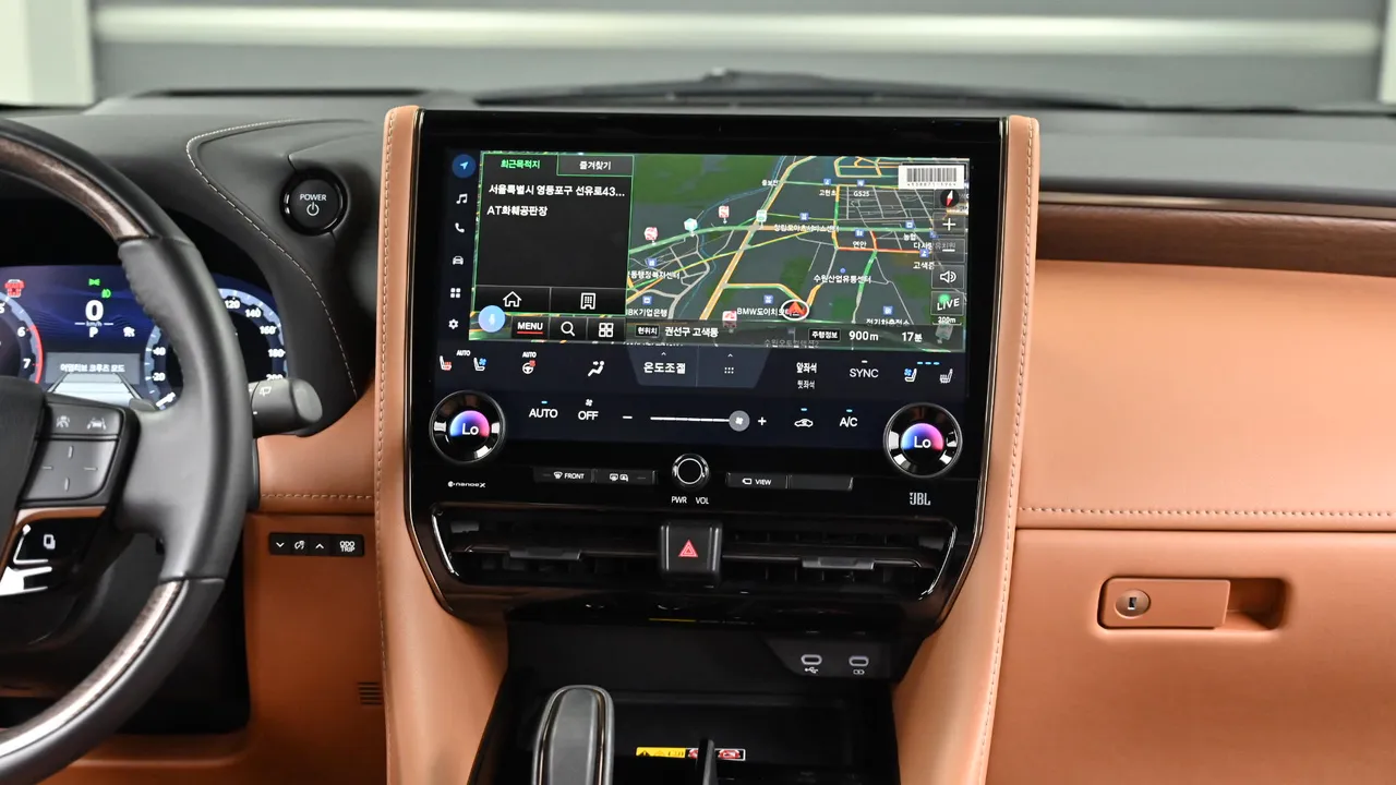 Toyota Alphard — miniaturë 14