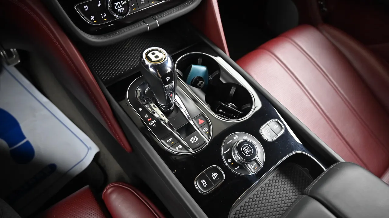 Bentley Bentayga — miniaturë 9