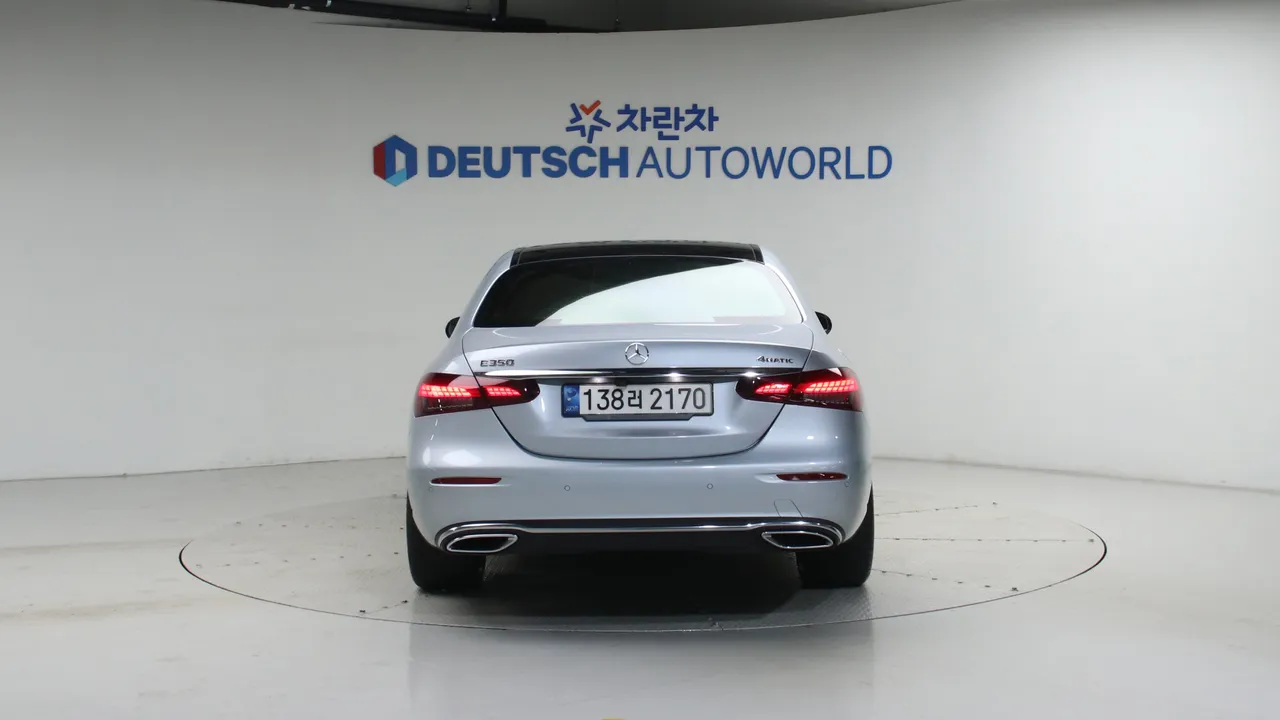 Mercedes-Benz E-klasse — miniaturë 4