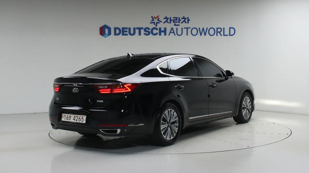 Kia K7 — miniaturë 2