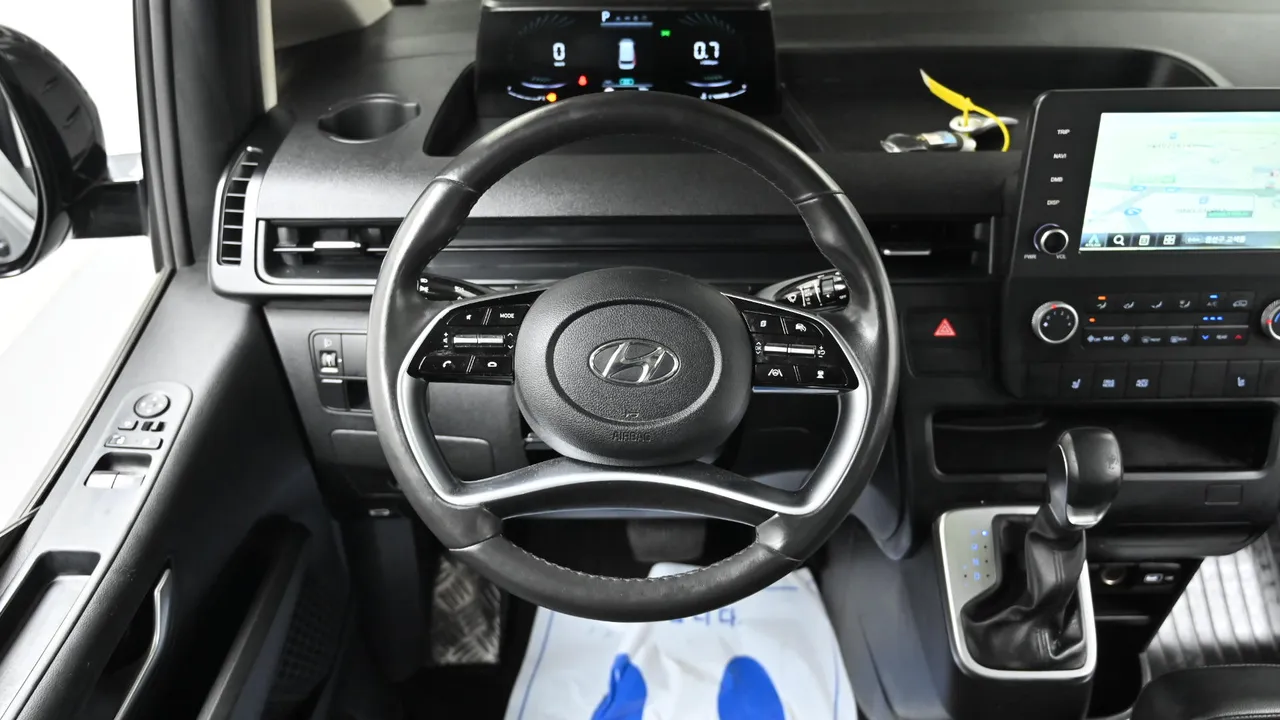 Hyundai Staria — miniaturë 22