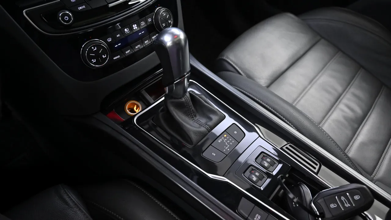 Peugeot 508 1st Generation 1.6 BlueHDi Allure