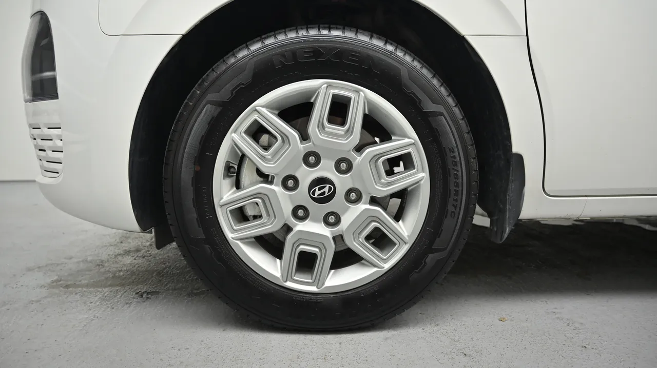 Hyundai Staria — miniaturë 5