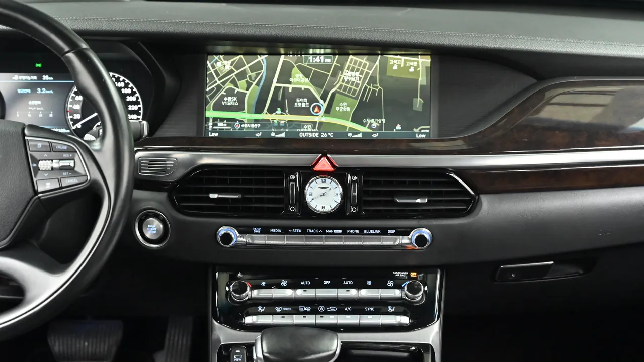 Genesis G90 — miniaturë 14
