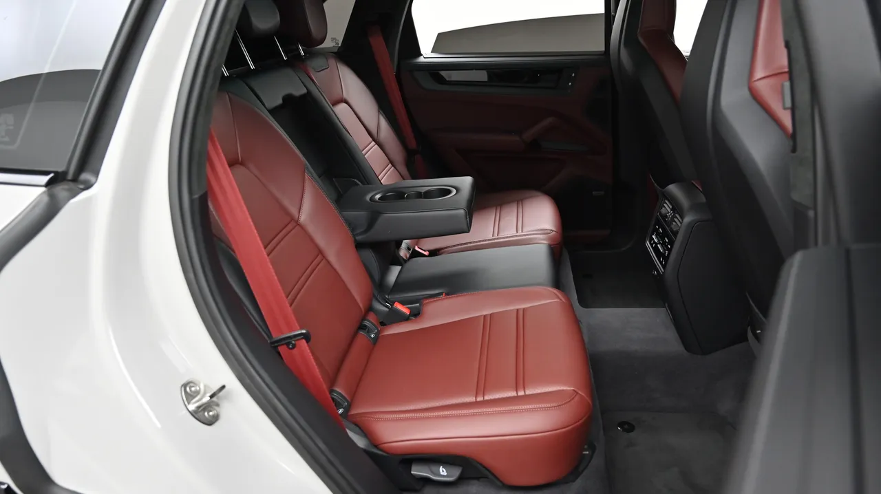 Porsche Cayenne — miniaturë 12