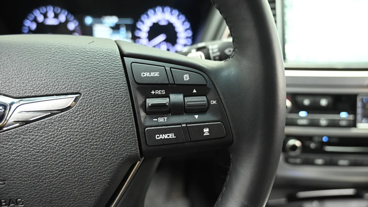 Genesis G80 — miniaturë 17