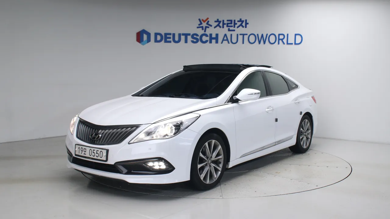 Hyundai Grandeur HG240 모던 컬렉션 — foto 1