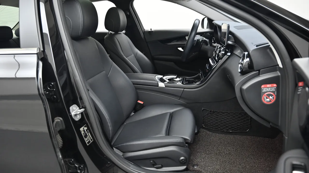 Mercedes-Benz C-klasse — miniaturë 10