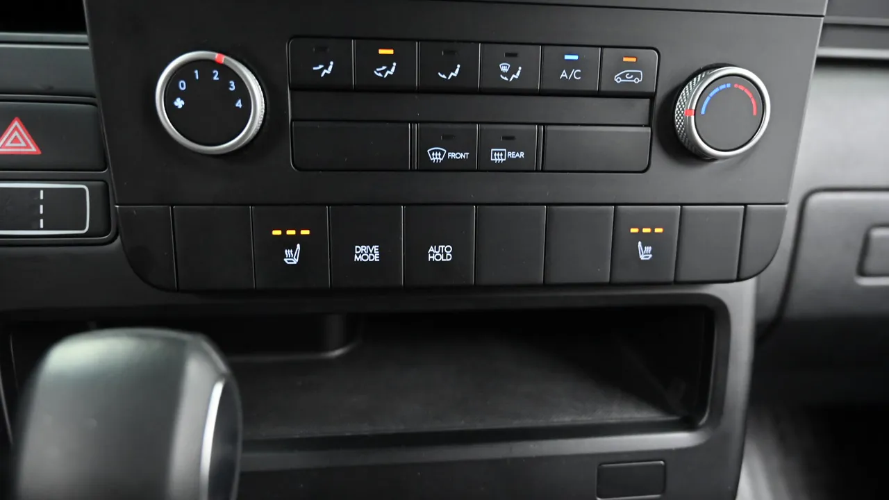 Hyundai Staria — miniaturë 26