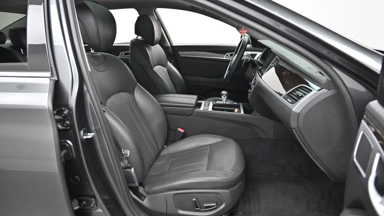 Genesis G80 — miniaturë 10