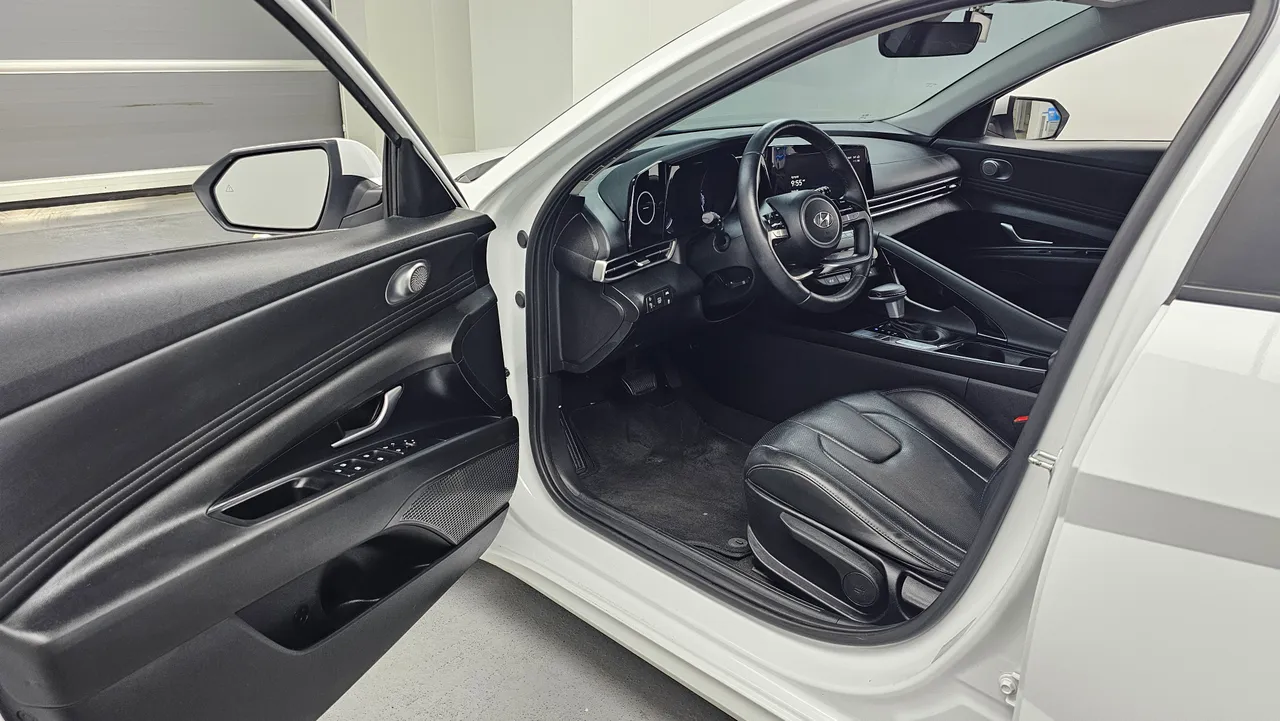 Hyundai Avante — miniaturë 11