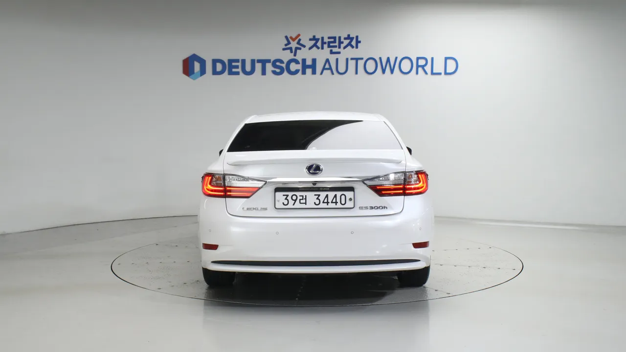 Lexus ES — miniaturë 4