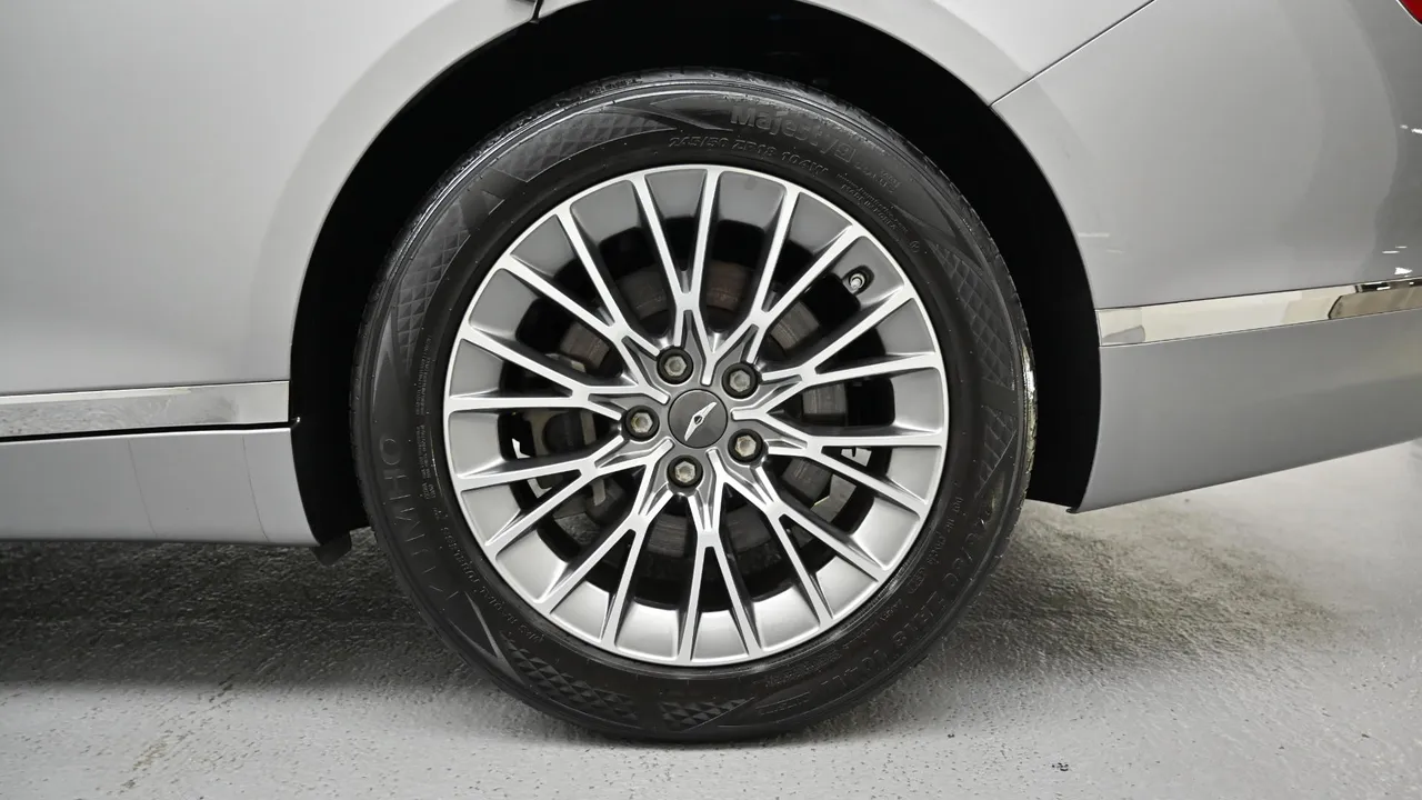 Genesis G80 — miniaturë 5