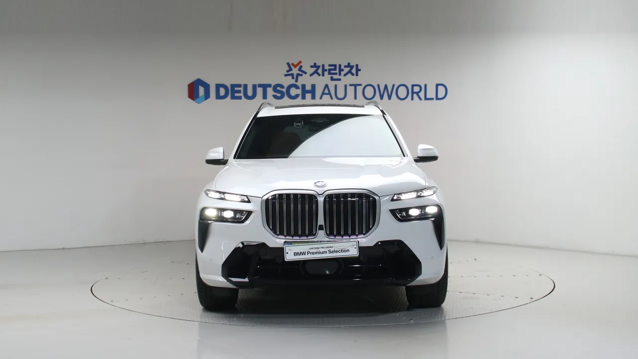 BMW X7 — miniaturë 3