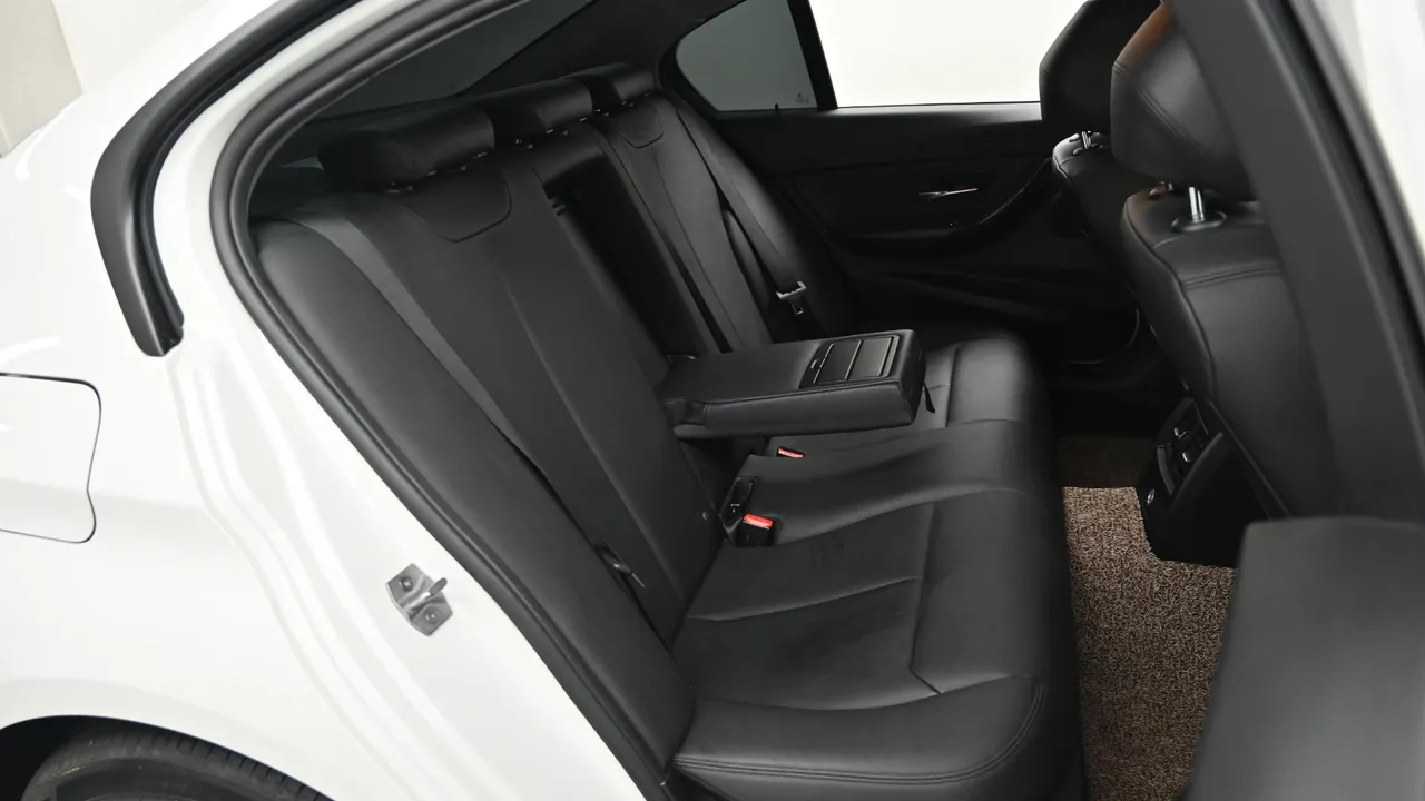 BMW 3er — miniaturë 12