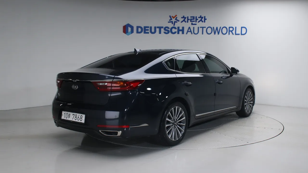 Kia K7 — miniaturë 2