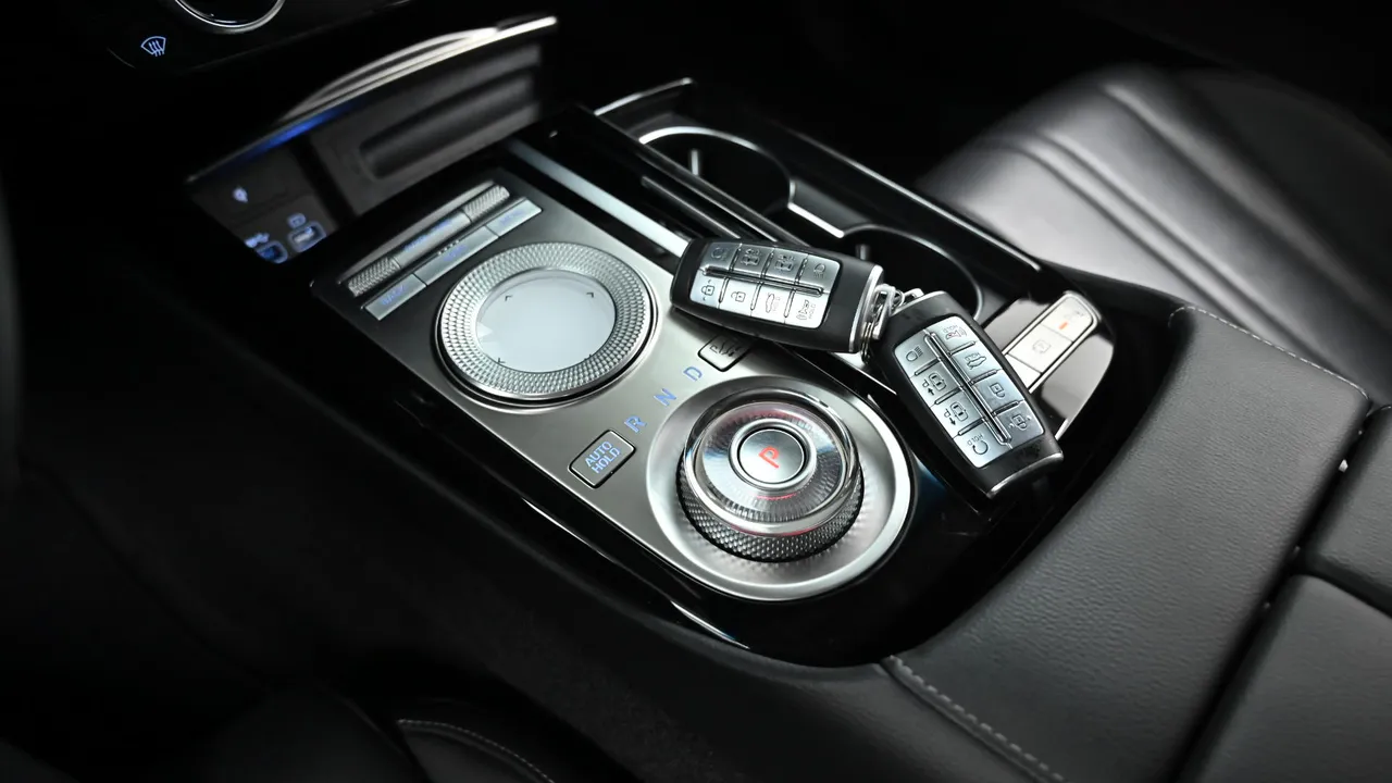 Genesis G80 — miniaturë 9