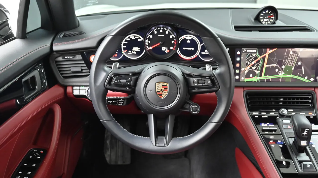 Porsche Panamera — miniaturë 22