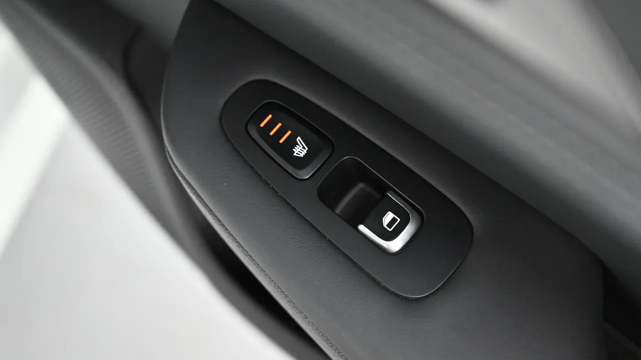 Kia Stinger — miniaturë 16