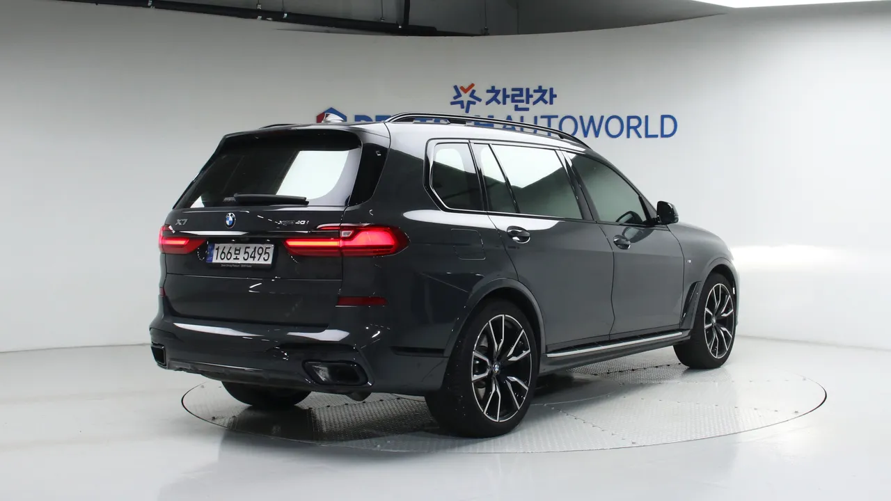 BMW X7 — miniaturë 2