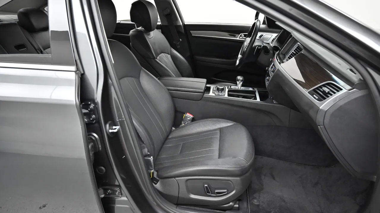 Genesis G80 — miniaturë 10