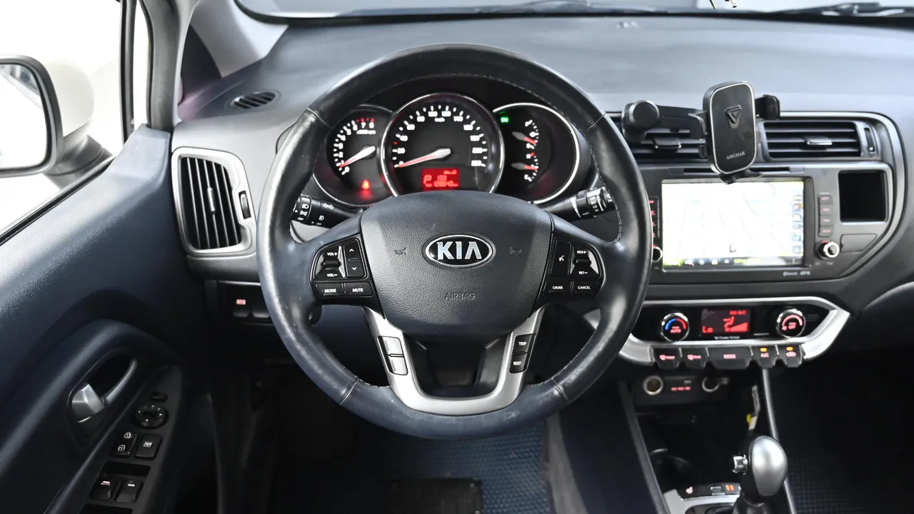 Kia Pride — miniaturë 13