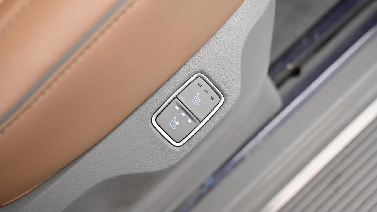 Hyundai Staria — miniaturë 16