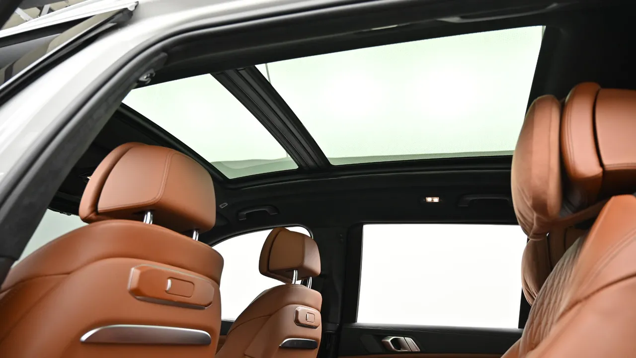 BMW X7 — miniaturë 18