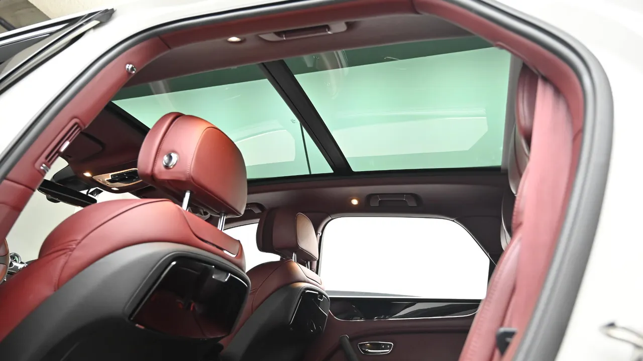 Bentley Bentayga — miniaturë 18