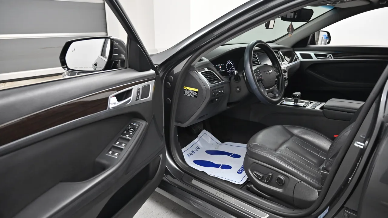 Genesis G80 — miniaturë 11