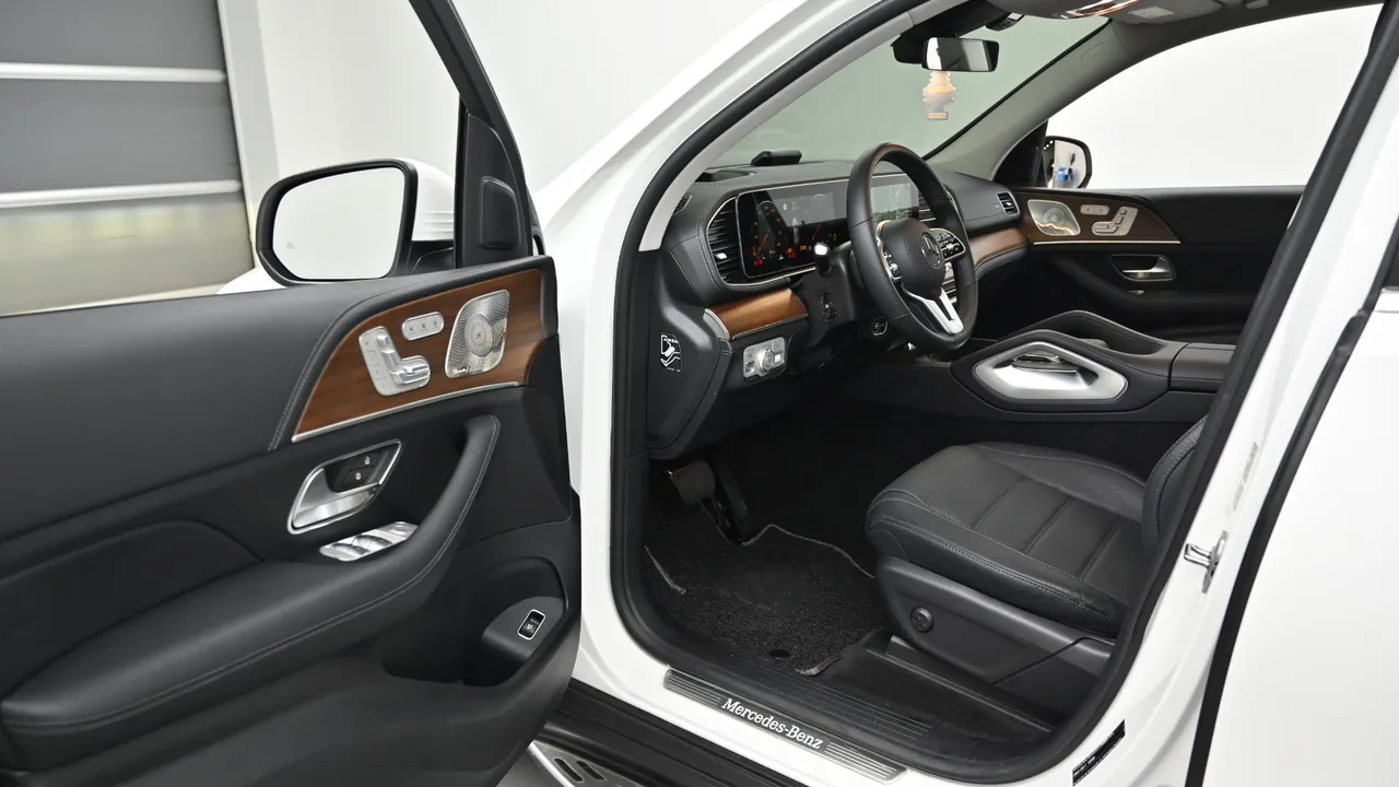 Mercedes-Benz GLE — miniaturë 11