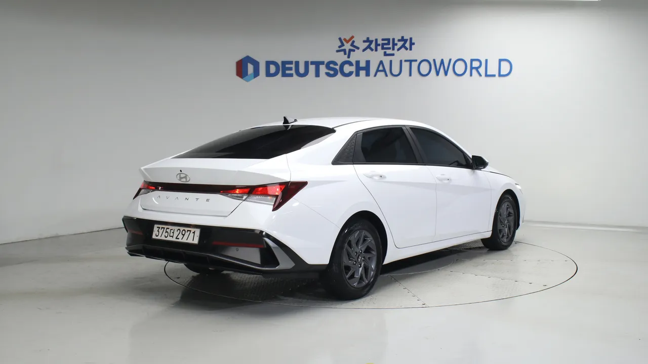 Hyundai Avante — miniaturë 2