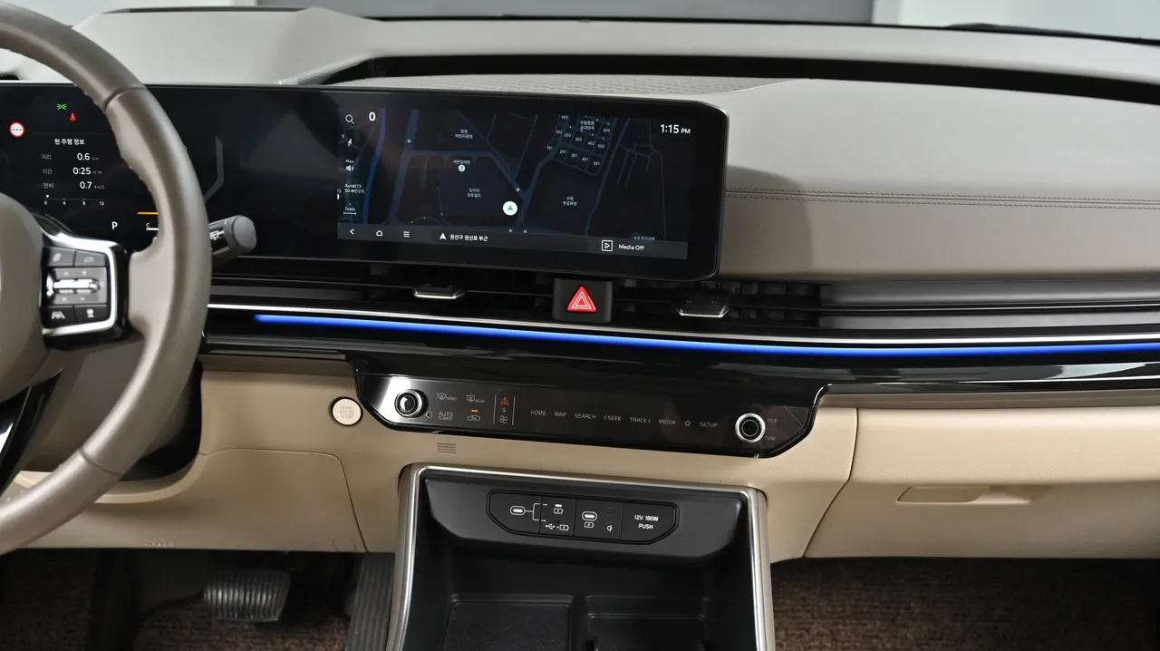 Kia Carnival — miniaturë 14