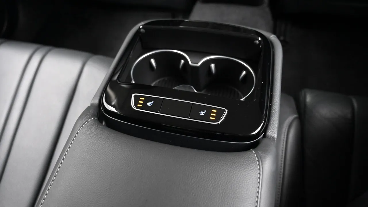 Genesis G80 — miniaturë 16