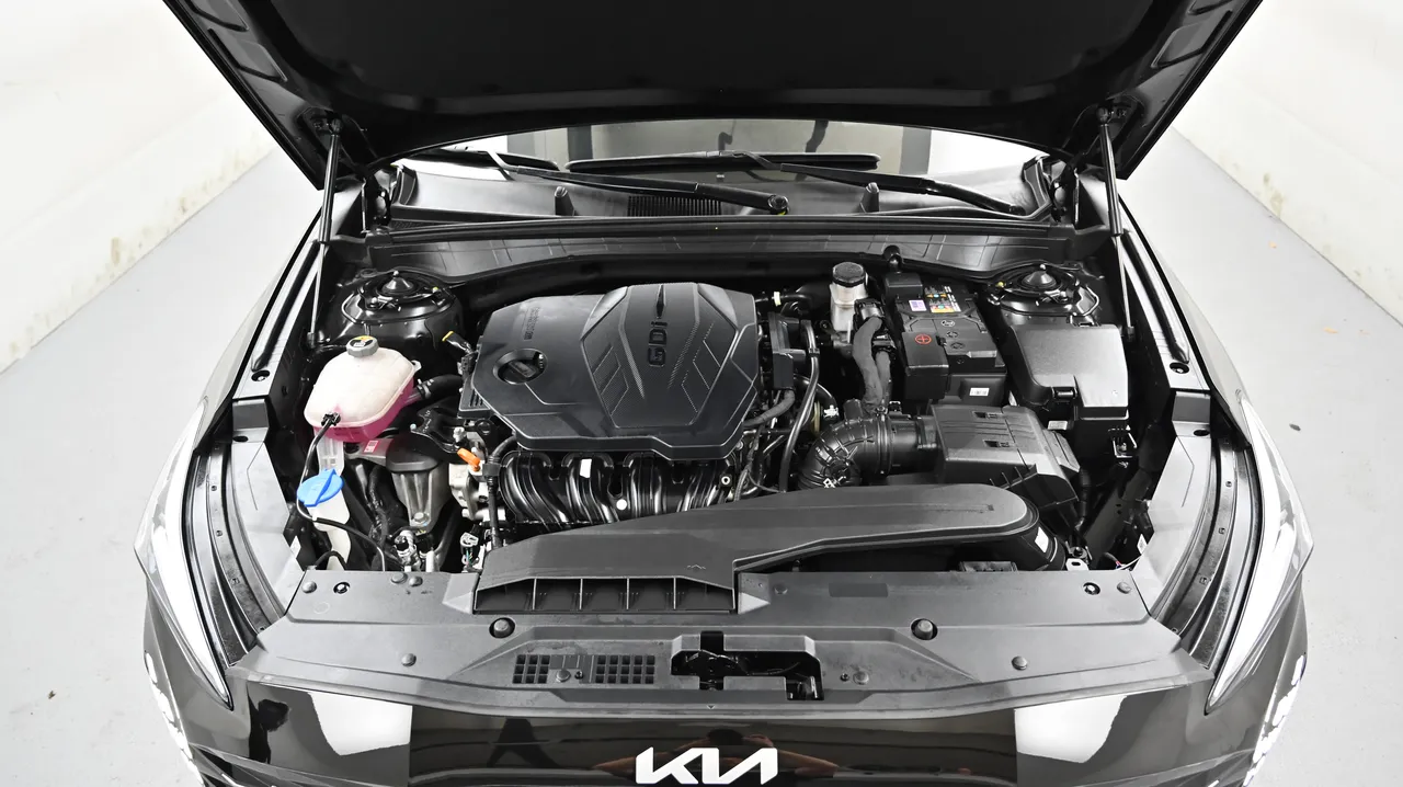 Kia K8 — miniaturë 6