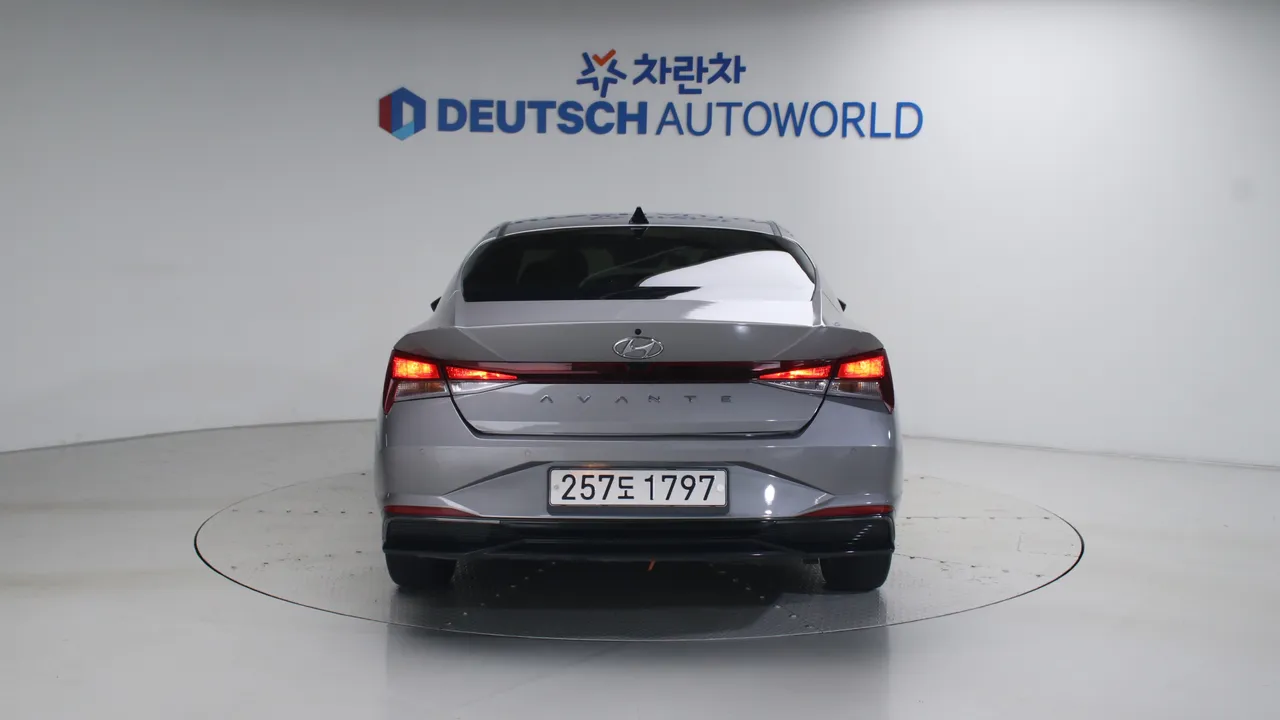 Hyundai Avante — miniaturë 4