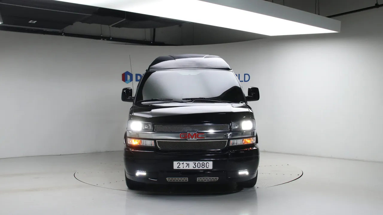 Chevrolet Express — miniaturë 3