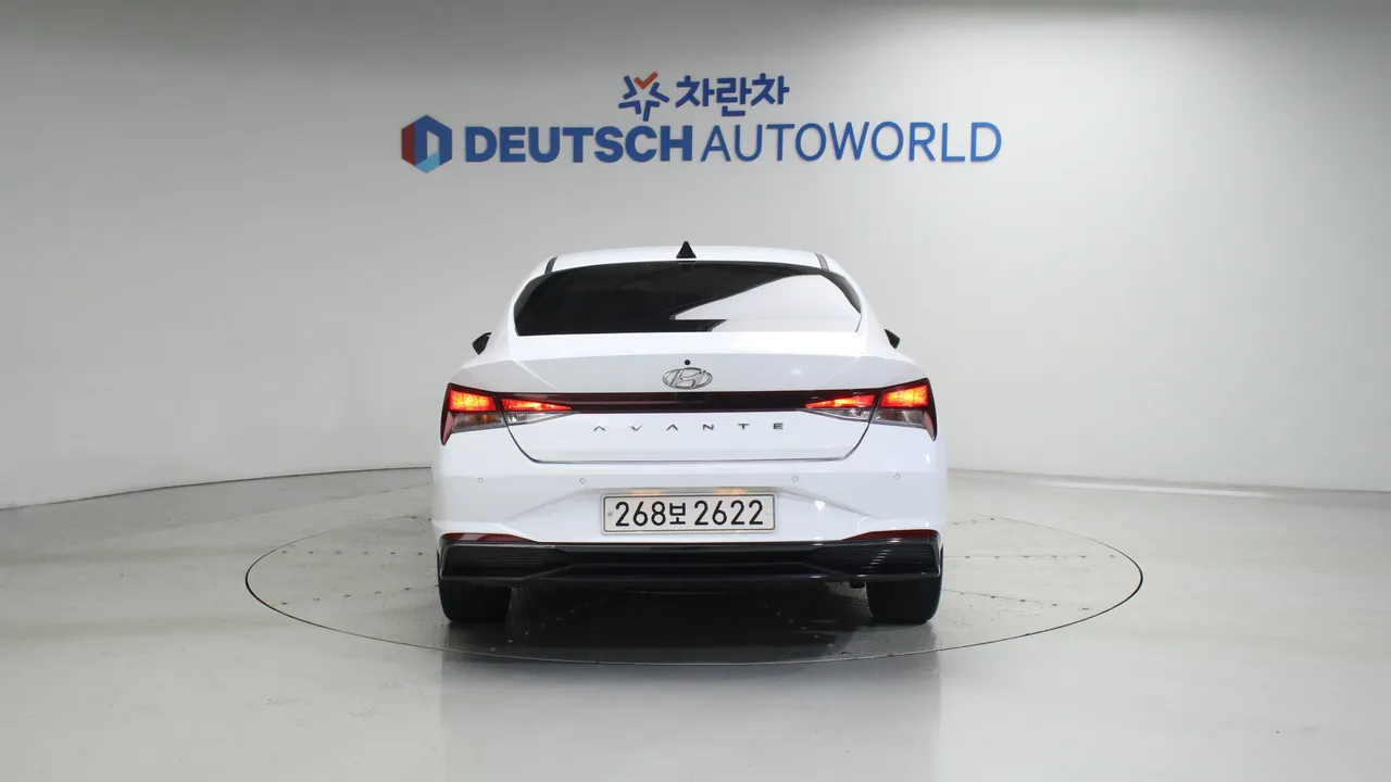 Hyundai Avante — miniaturë 4