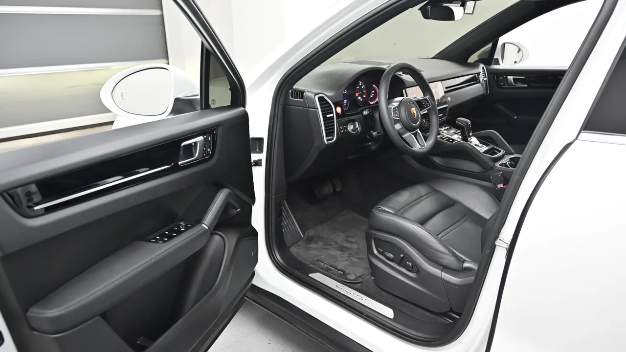 Porsche Cayenne — miniaturë 11