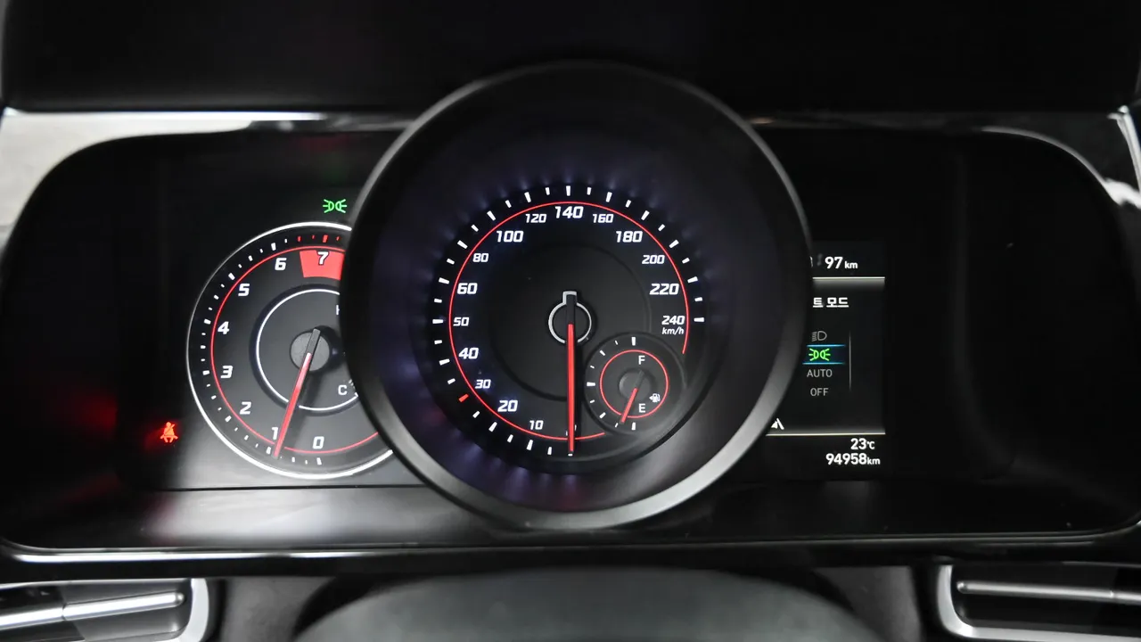 Hyundai Avante — miniaturë 8