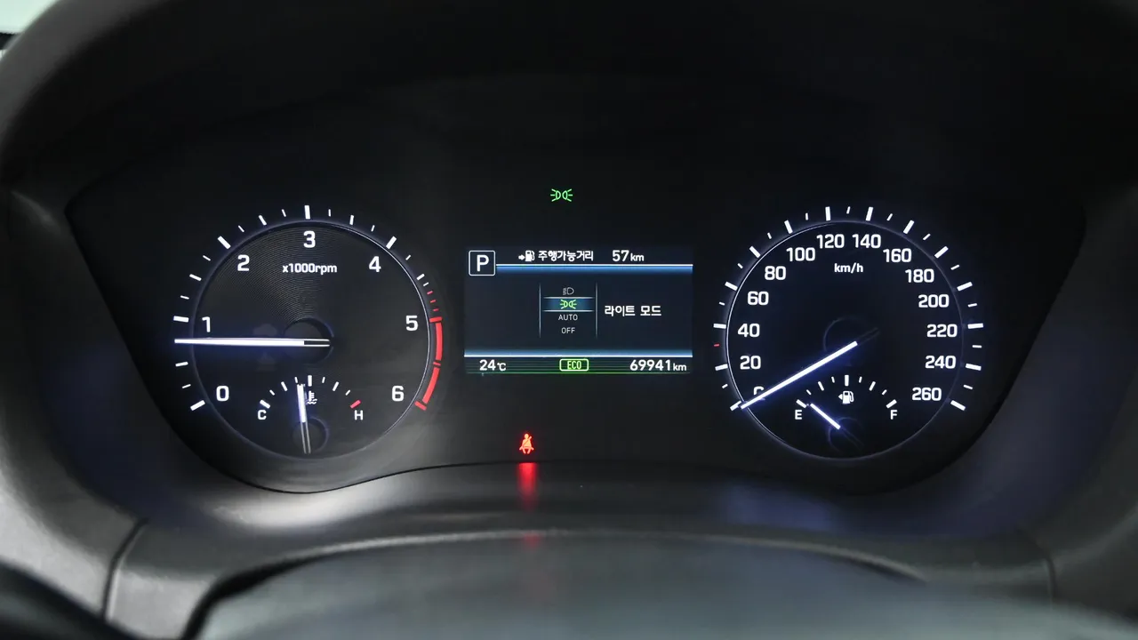 Genesis G80 — miniaturë 8
