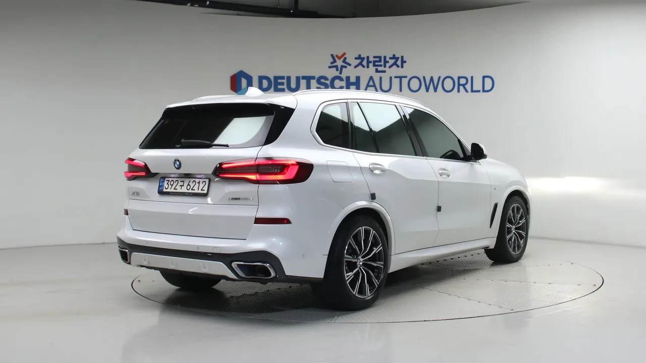 BMW X5 — miniaturë 2