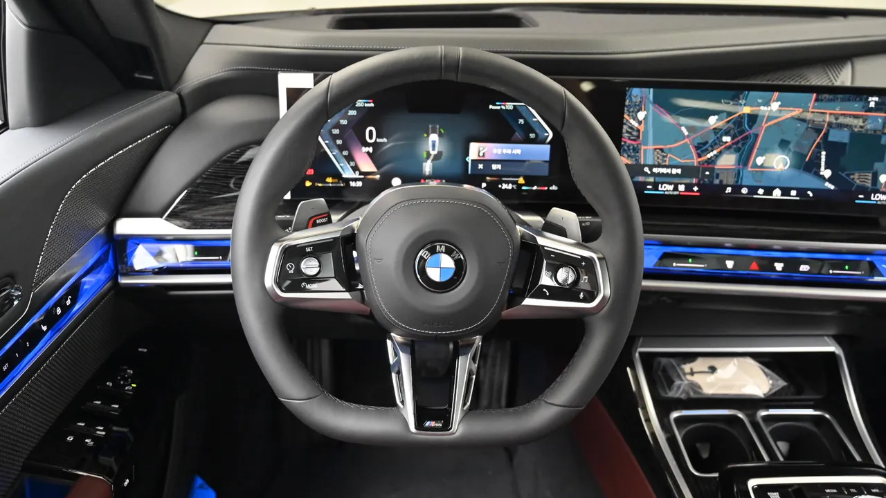 BMW 7er — miniaturë 13