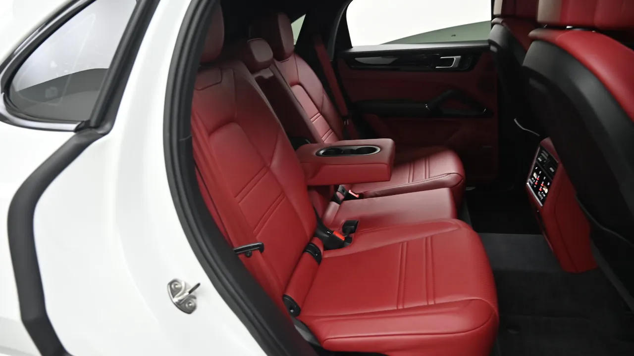 Porsche Cayenne — miniaturë 12