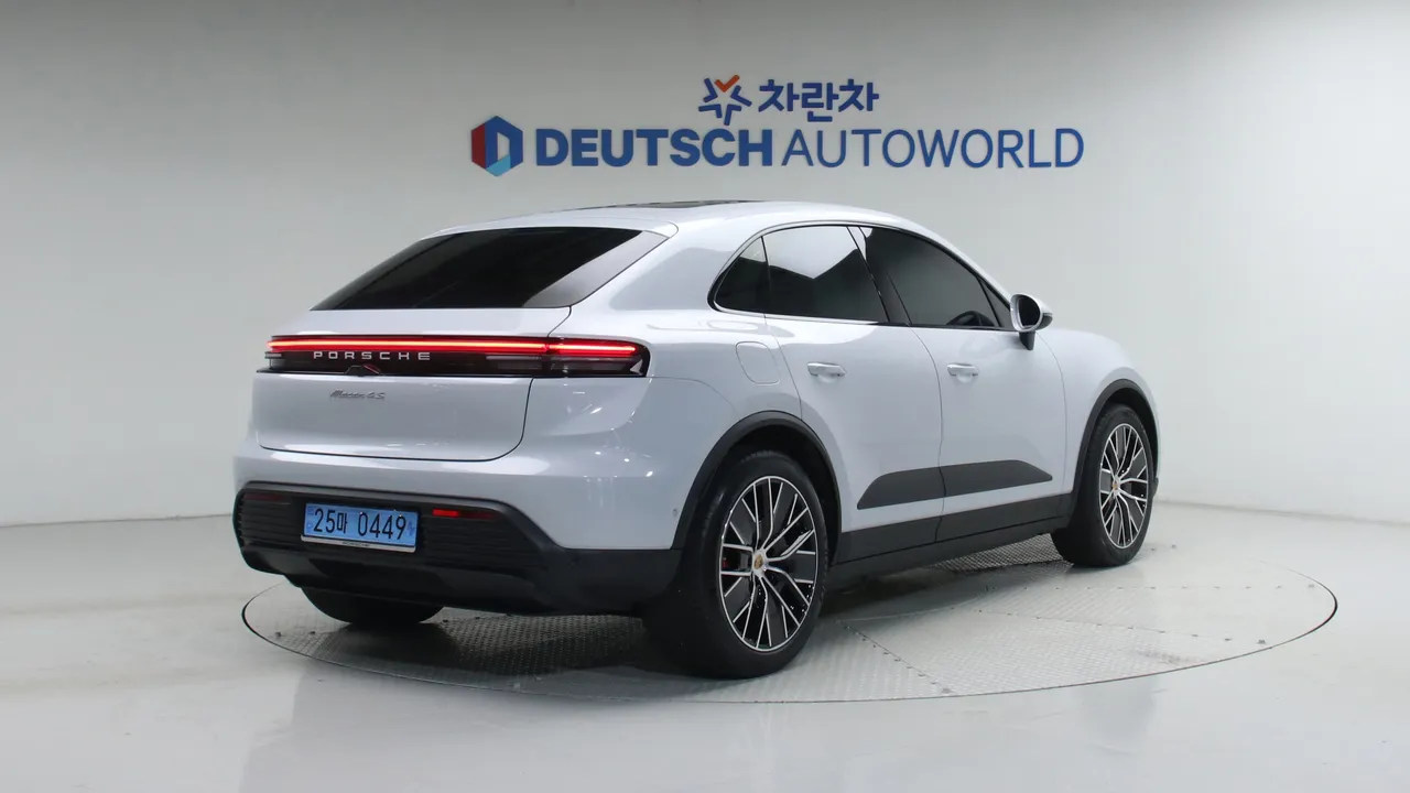 Porsche Macan — miniaturë 21