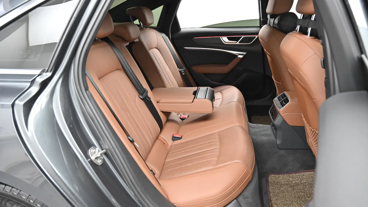 Audi A6 — miniaturë 12