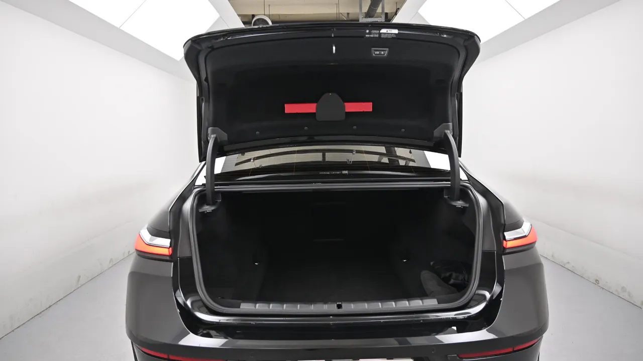 BMW 7er — miniaturë 19