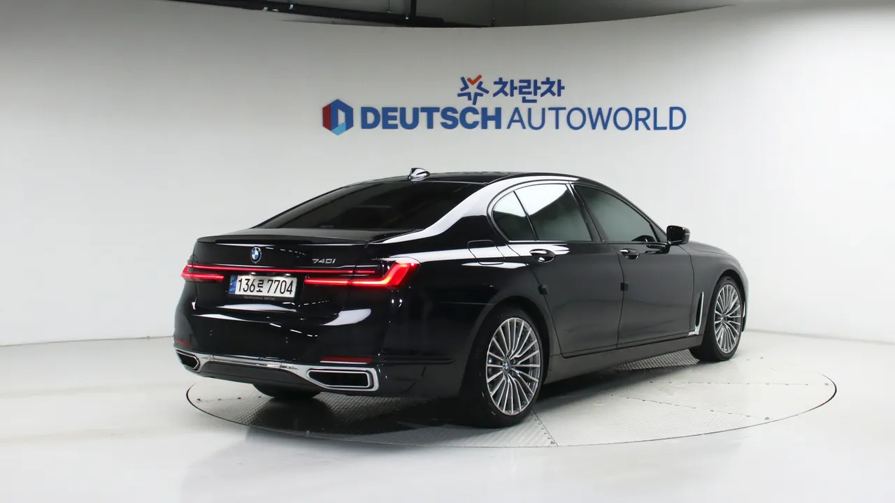 BMW 7er — miniaturë 2